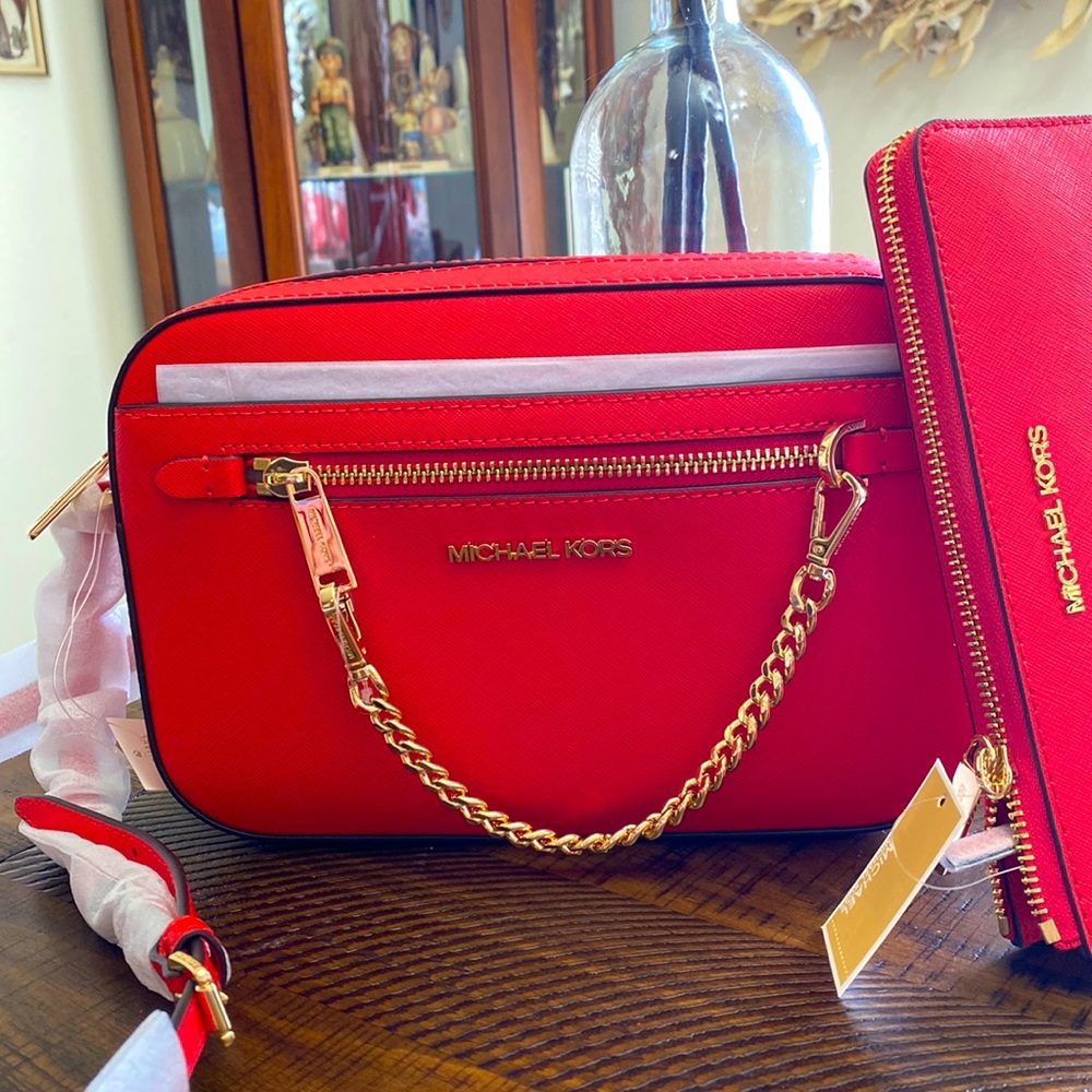 Michael Kors Large Leather Purse and Wallet Set. NWT